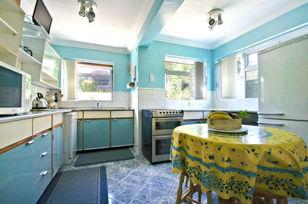 Dean Court Garden - Parking - By Brighton Holiday Lets 외부 사진